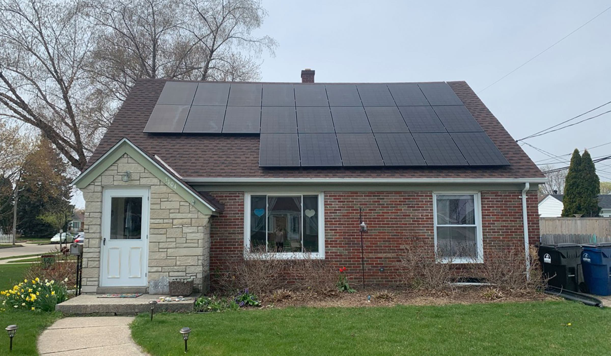 Illinois-Based Incentives for Solar Installation | Have you debated installing solar panels? It’s no secret that solar panels can be a great investment, not only as a way to become more eco-friendly, but also as a way to save money on your energy bills. However, they are a big investment upfront, and it’s not uncommon for people to debate about installing solar panels for years. At Sun Badger Solar, we are proud to be the go-to solar panel installation company in Illinois, and if you’re still debating if solar installation is the right investment for you, we can help. Continue reading to learn about some of the Illinois-based incentives you could experience by installing solar panels, and give us a call to get started today!